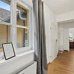 Farawayhomes Mautern #11 *