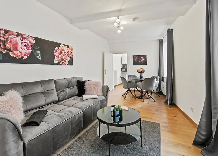 Farawayhomes Mautern #11 *