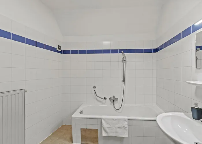 Farawayhomes Mautern #11